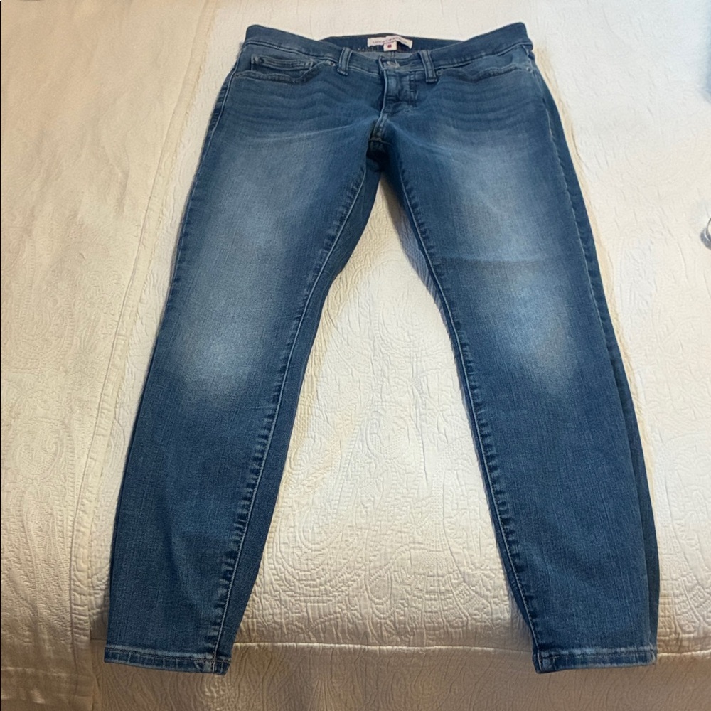Lucky Brand Mid-Ride Ava Skinny
Jeans / size 6/28